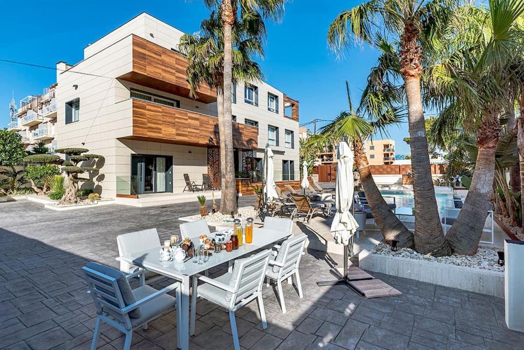 2 Min From The Sea Pool, Comfort And Free Wifi Miami Playa Exterior photo